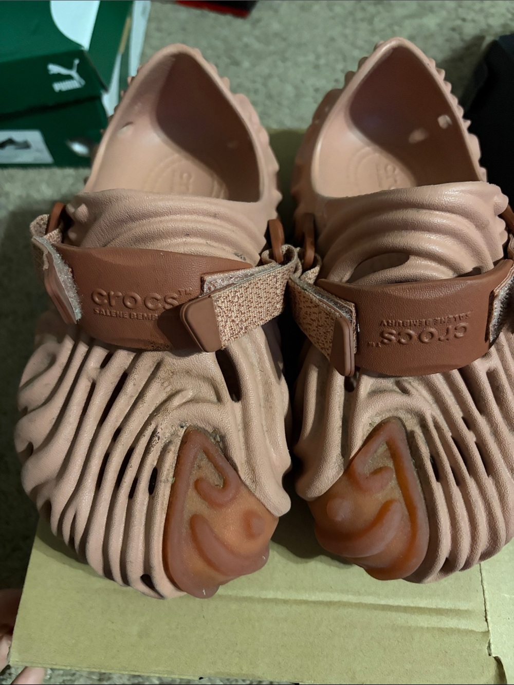 CROCS Kids' Dusty Rose Wave-Textured Sandal Clog